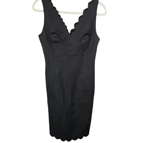 New With Tag Banana‎ Republic Black Scallop Edge Stretch Sheath Dress Size 6 - Picture 2 of 10